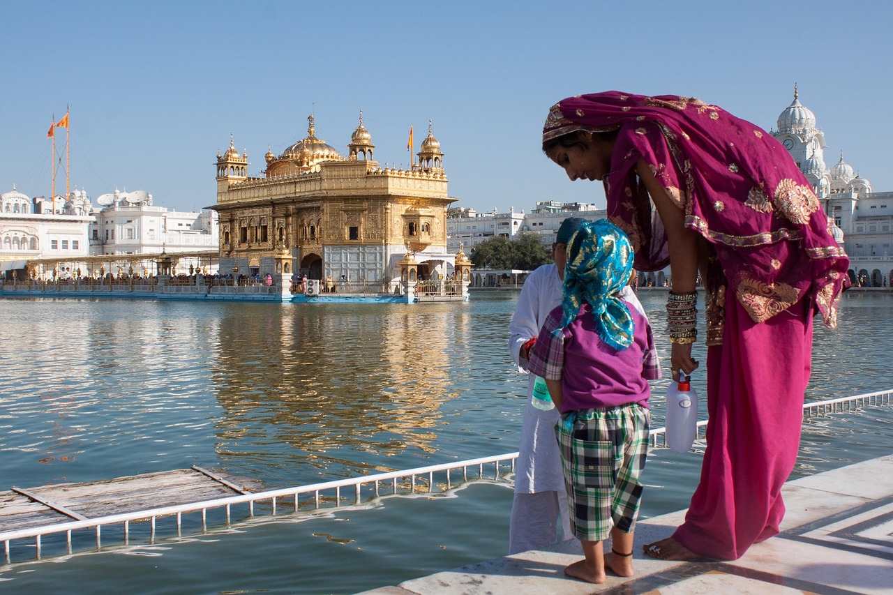 Ten Minutes in a Walled Garden: The Massacre That Ended India's Faith in the Empire